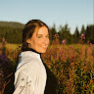 Meet your Posher, Adrianna